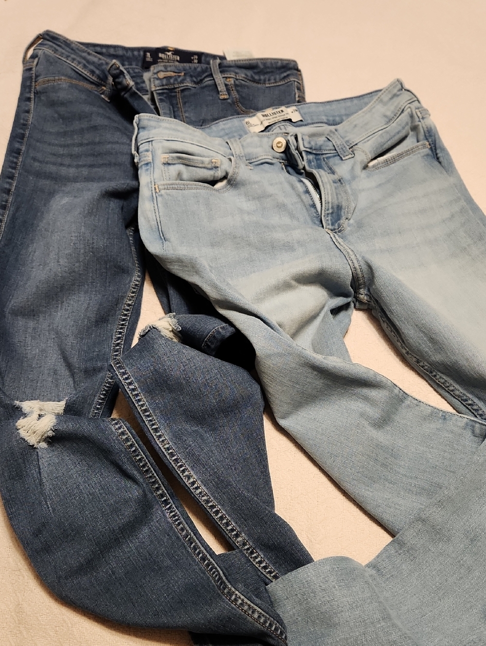 Hollister Women’s Skinny Jeans Duo in Light Blue & Dark Blue Washes